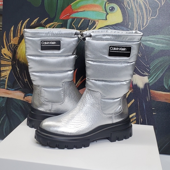 CALVIN KLEIN BOOTS - Picture 1 of 4